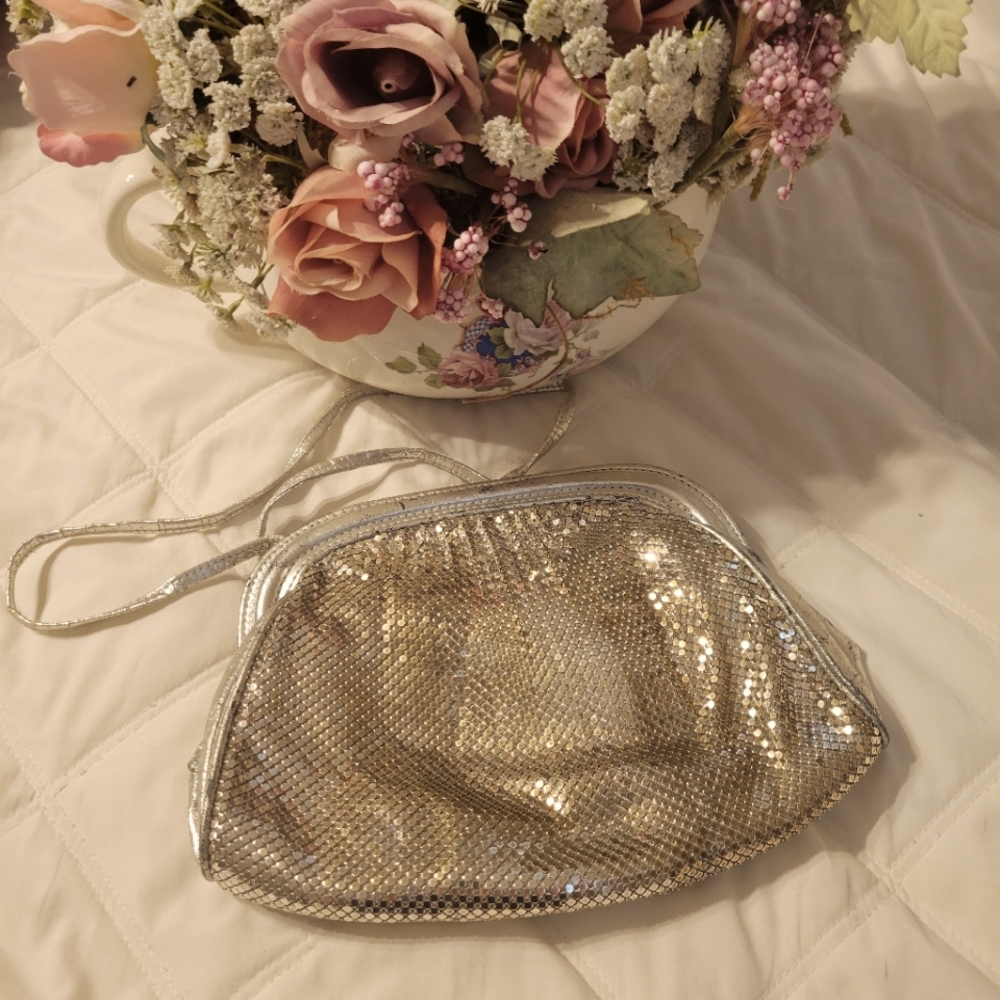 Vintage Whiting and Davis Metal Mesh Purse